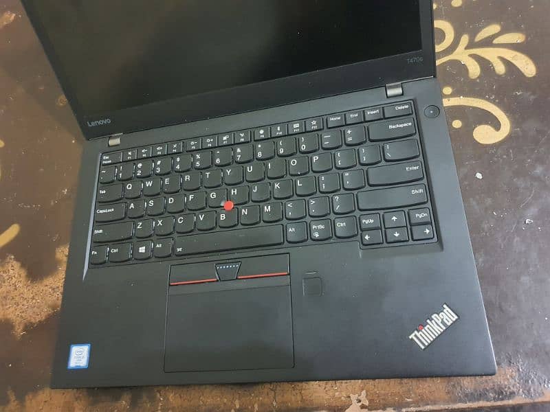 Lenove Thinkpad i5 (7th generation) 2