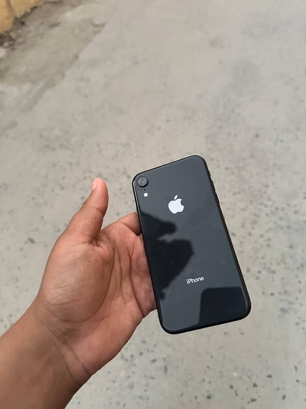 IPhone XR 0