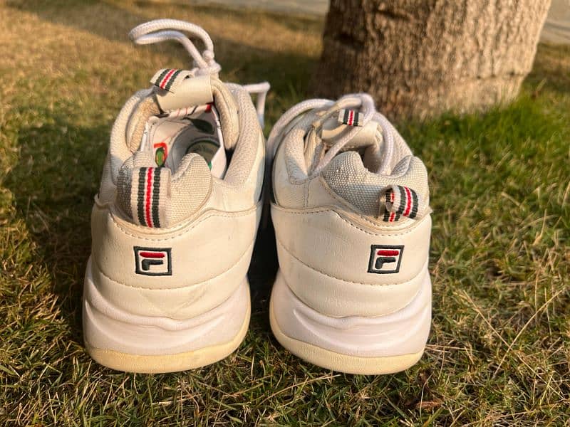 FILA Shoes Available |Size (US : 9) (EUR : 40)| 3