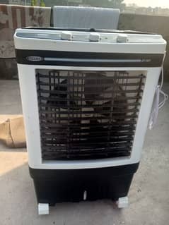 Air cooler used only 3 months  urgent sale