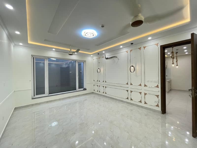 20 Marla Full House For Rent In DHA Ph-8 Lahore Owner Built House 31