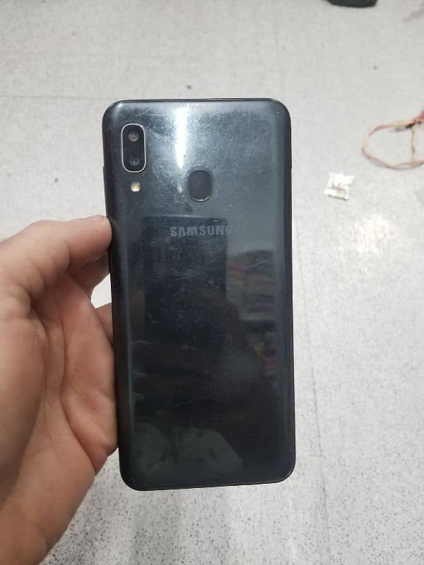 samsung A20 with box charger 1