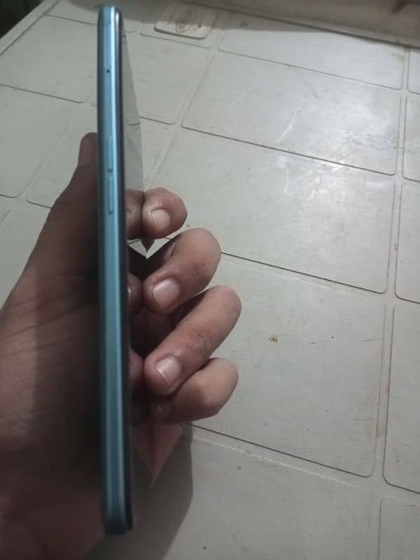 realme narzo 50 for sale 4