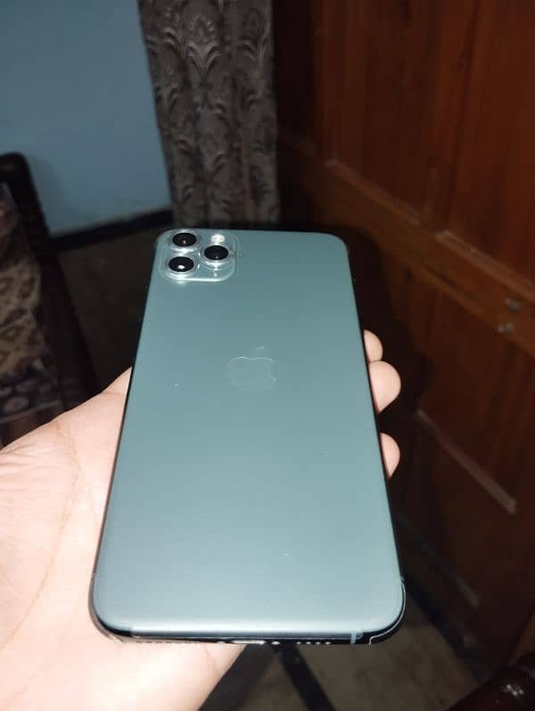 I phone 11 pro max non PTA 4