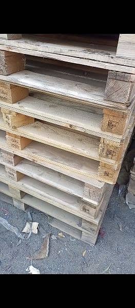 Pallets 4