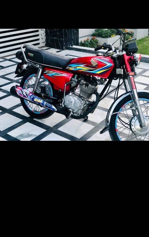 Honda125 for sale sab ok h call 03007676843 2