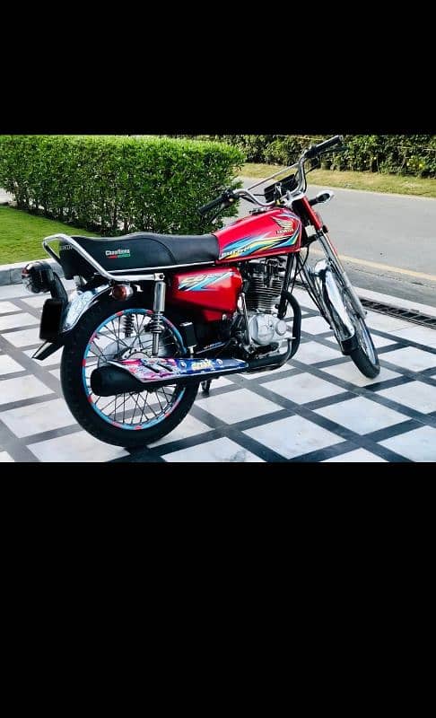 Honda125 for sale sab ok h call 03007676843 3