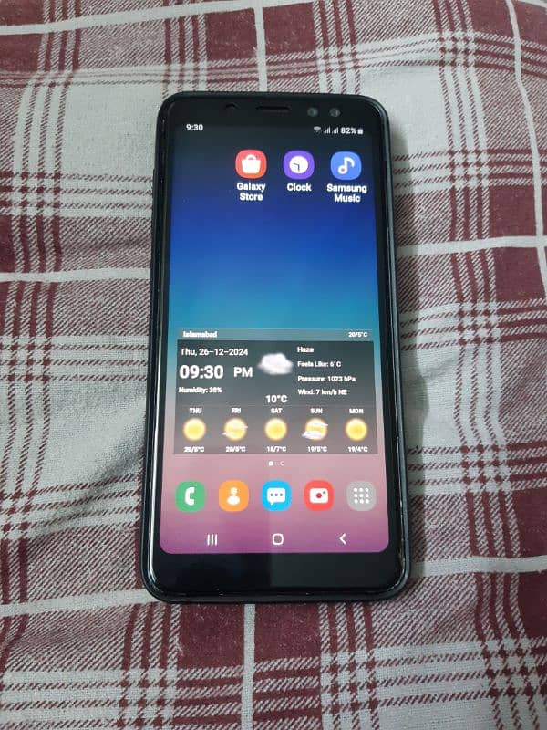 samsung A8 2018 4/64 16