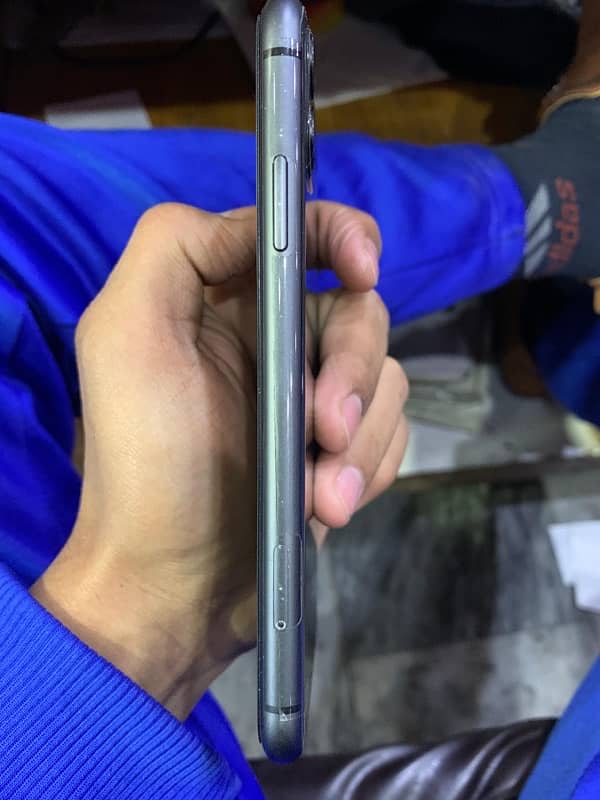 iPhone 11 Jv 64gb panel original replaced with other iPhone 11 5