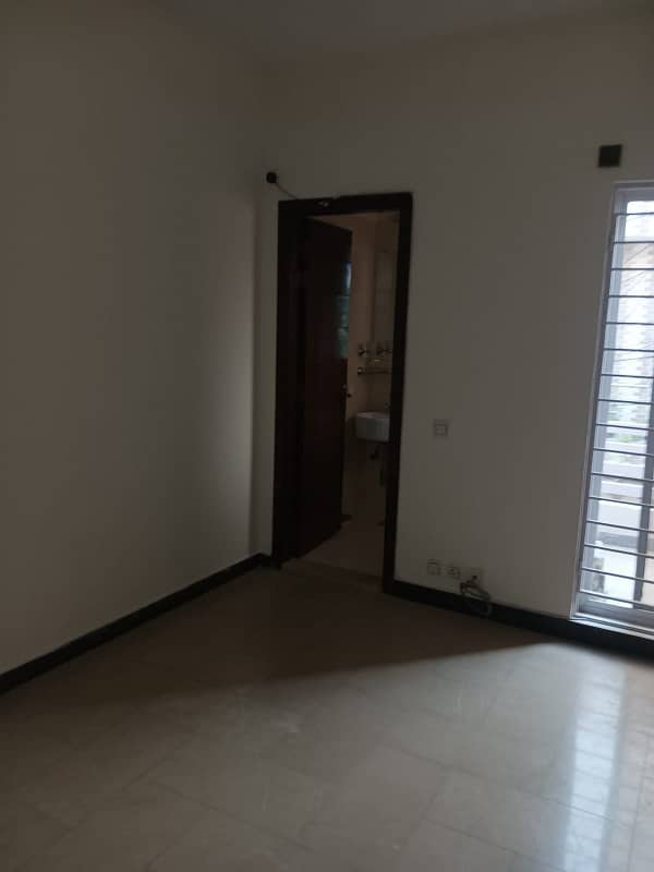 Ground Portion For Rent G 11 Islamabad 2