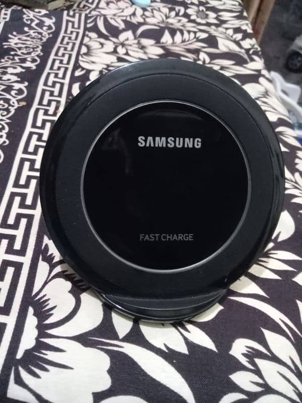 Samsung wireless charger 0