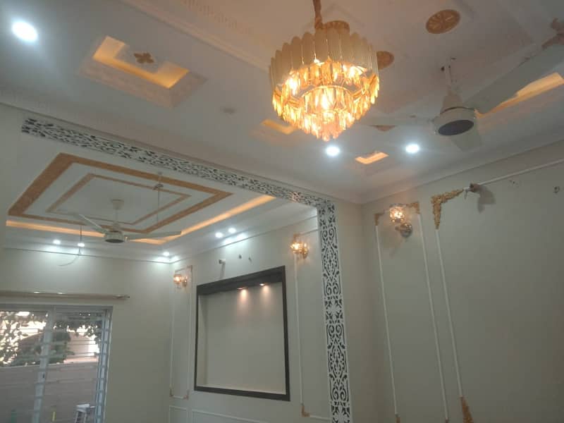 5 marla brand new upper portion for rent pine avenue road lahore. 0