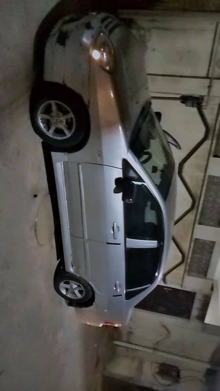 Suzuki Liana 2007 4