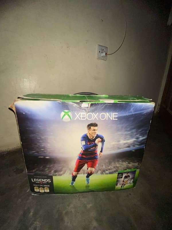 XBOX One 1tb (online) dubai variant with kinect sensor with box 3