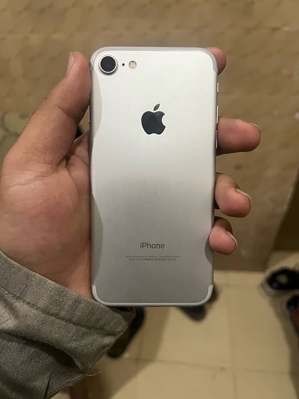 Iphone 7 Non pta Condition 10/9 No Open Repair Battery Health 83 3