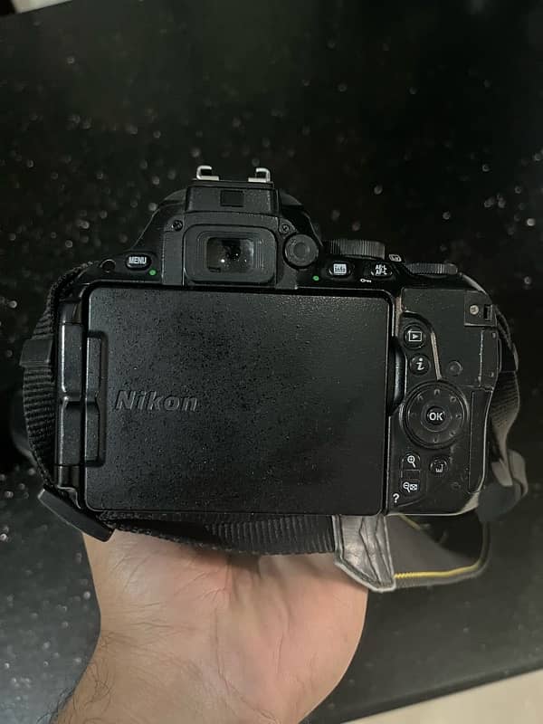 nikon D5500 with 35mm lense 50mm and 18,55 5