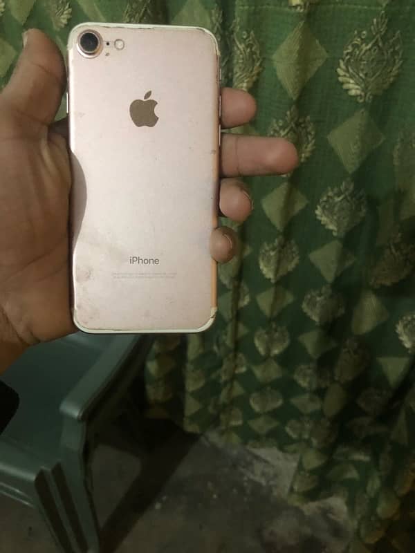 iPhone 7non pta condition 10/10 battery service 1