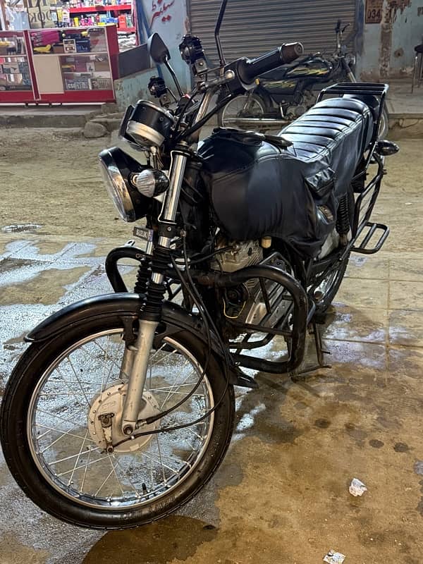 SUZUKI GS 150 KARACHI 7