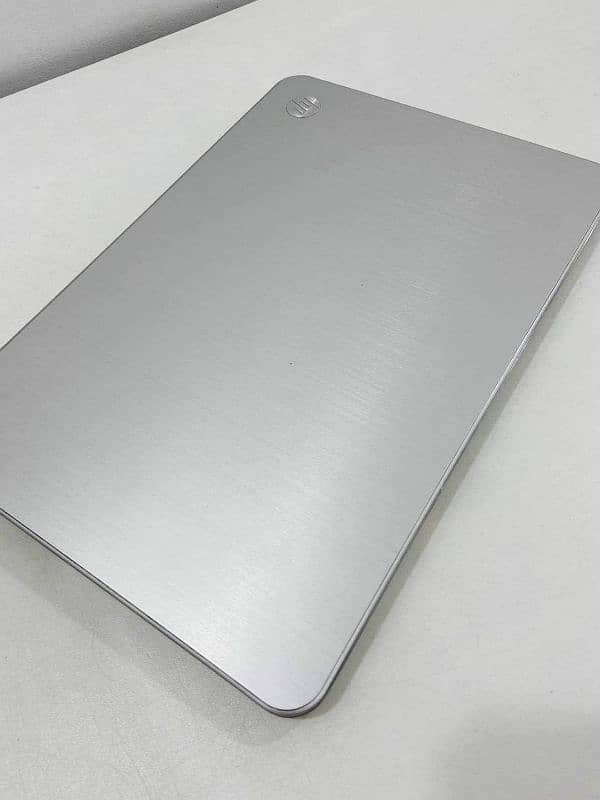 hp ultra slim long batter core i5 metal body 3