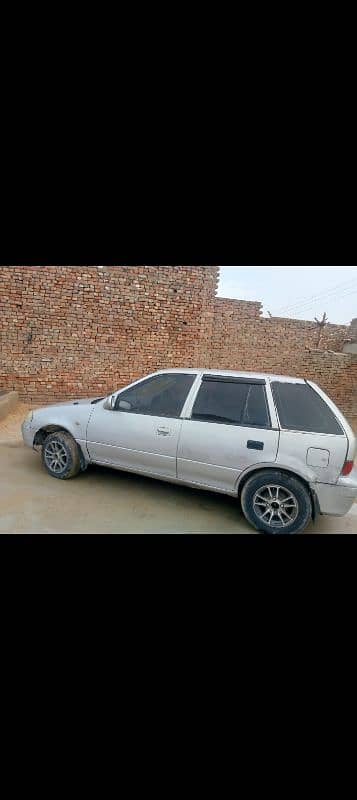 Suzuki Cultus 2001 2