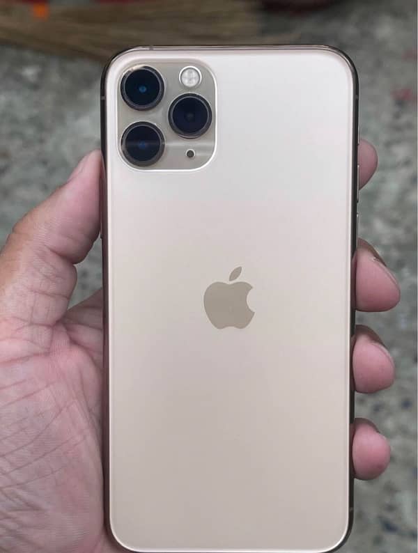 iphone 11 pro 64GB approved 5