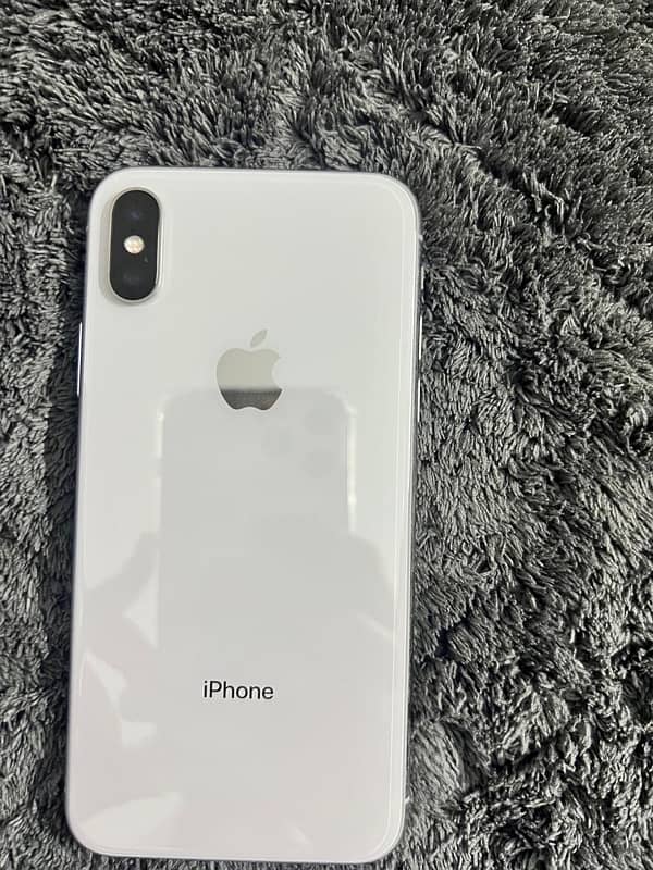 iPhone X // PTA Approved // 256GB 6