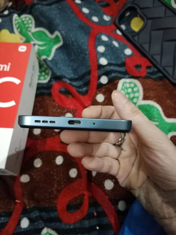 Redmi 13c 6/128 only 1 month use 4