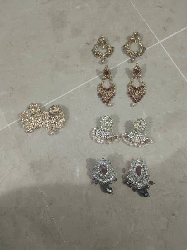 All 5 Earrings condition good, PKR 1200 5