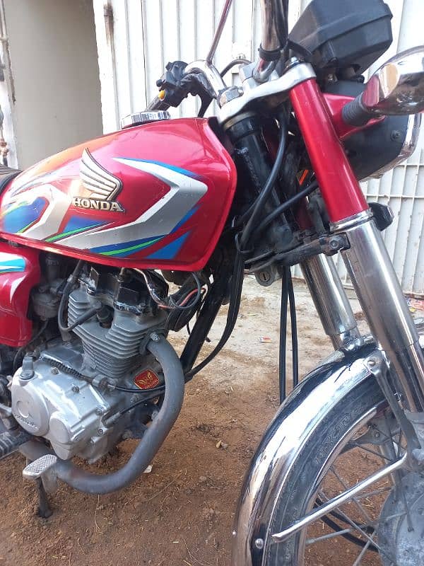 I want to sale my 125 karachi no 8