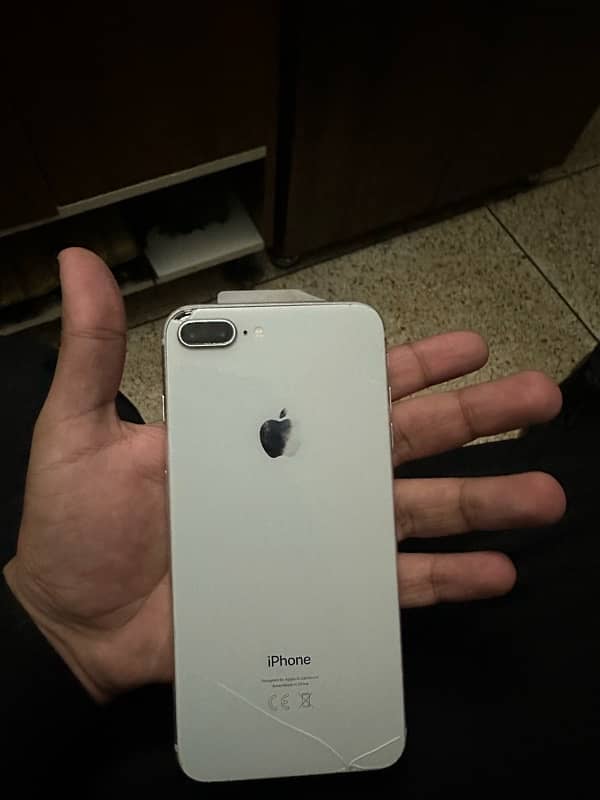 Iphone 8 plus 64gb pta {read add } 5