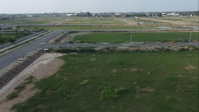 1 Kanal Hot Location For Sale Plot No. 492 0