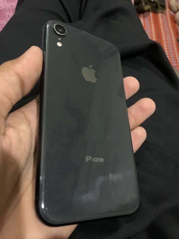 i phone xR non pta factory unlock  64GB 10/9 4