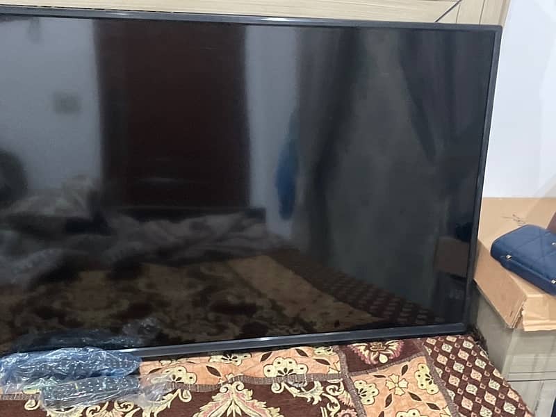 Large Display Sony China SMART LED TV 3