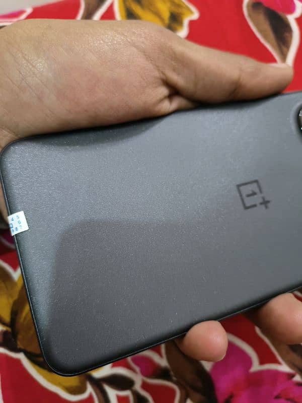 Latest one plus ace 2v 5g,pta,16/256, with original charger,pack phone 5