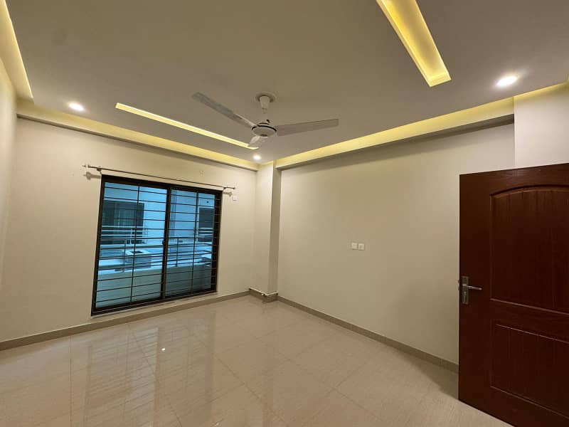 Jameel Sons Real Estate Offers 10 Marla Flat Is Available For Rent In Askari 11 Sector B At Super Hot Location 20