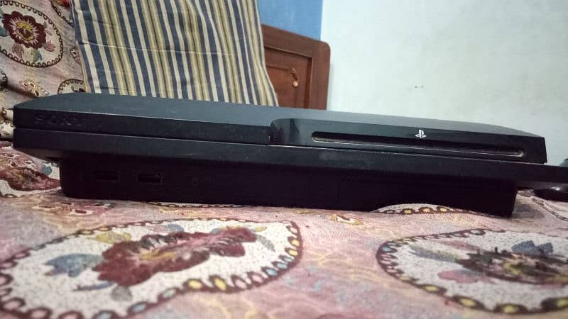 PS3 slim 320gb jailbreak with games instslled 4