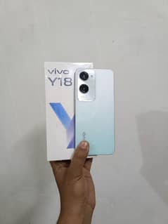 Y18 vivo (4+4/128) G85,,,,,03221781446