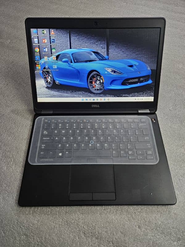 Dell Laptop Fifth Generation with Fast Charger 1