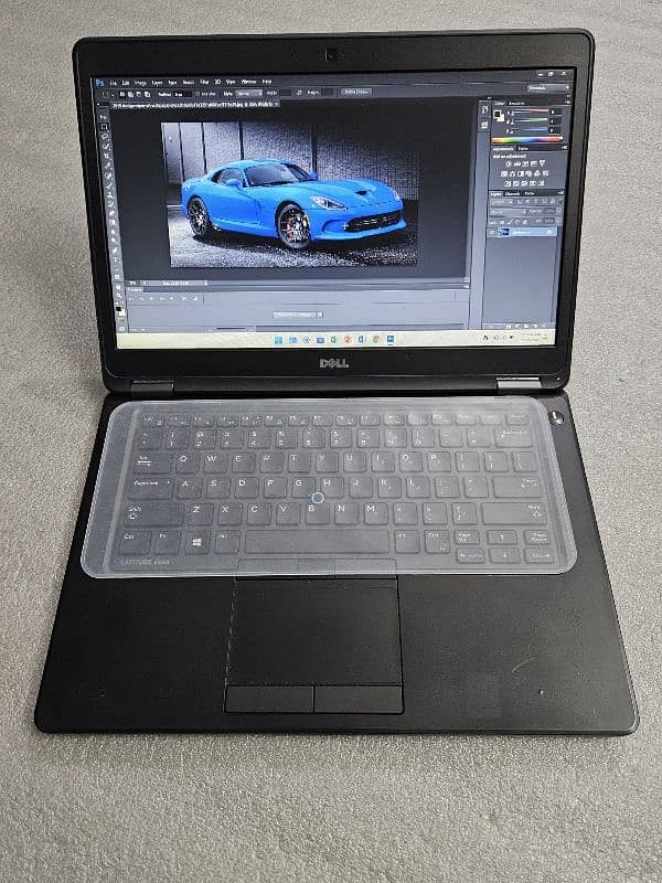 Dell Laptop Fifth Generation with Fast Charger 3