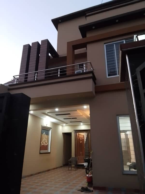 10 Marla Brand New Ultra Design House For Sale 1