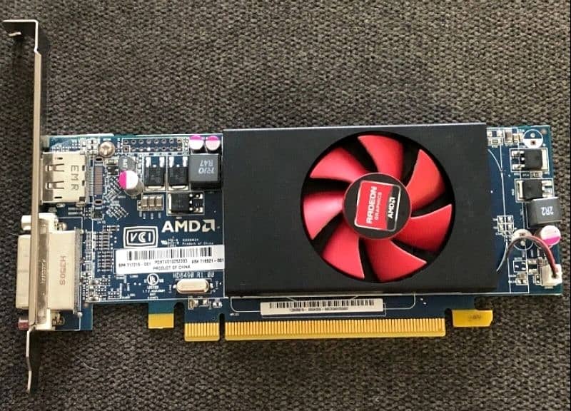 AMD Radeon HD 8490 Series 1GB ddr3 64bit Condition 9/10 1