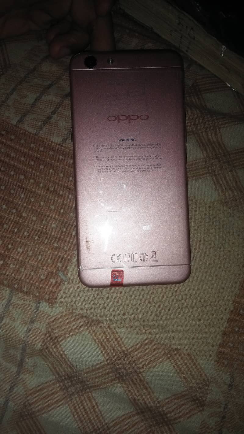 Oppo A57 4