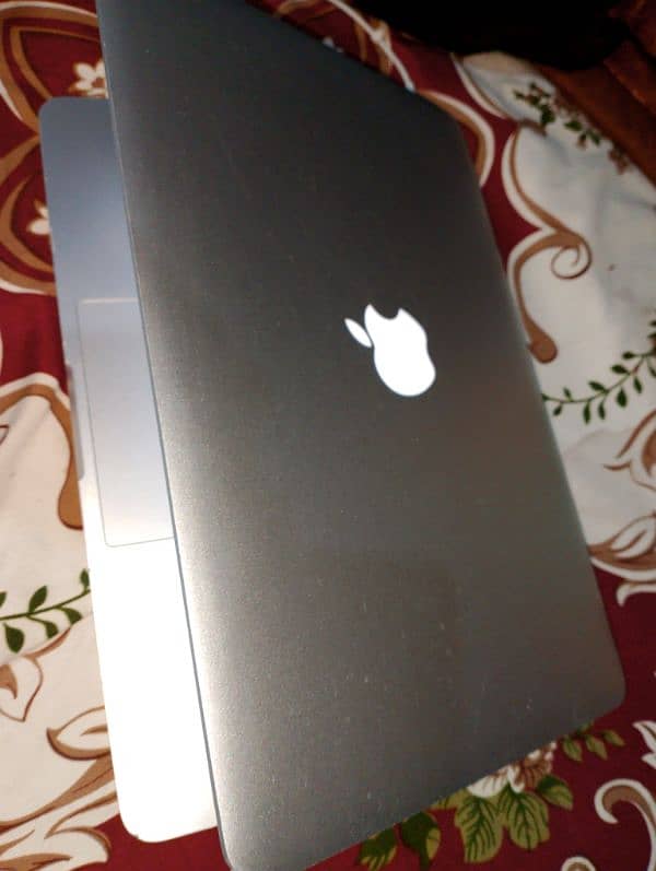 Mac book 15 pro 5