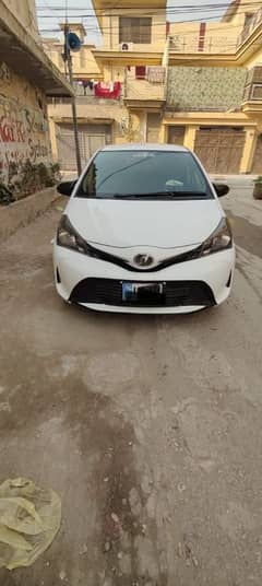 Toyota Vitz 2015