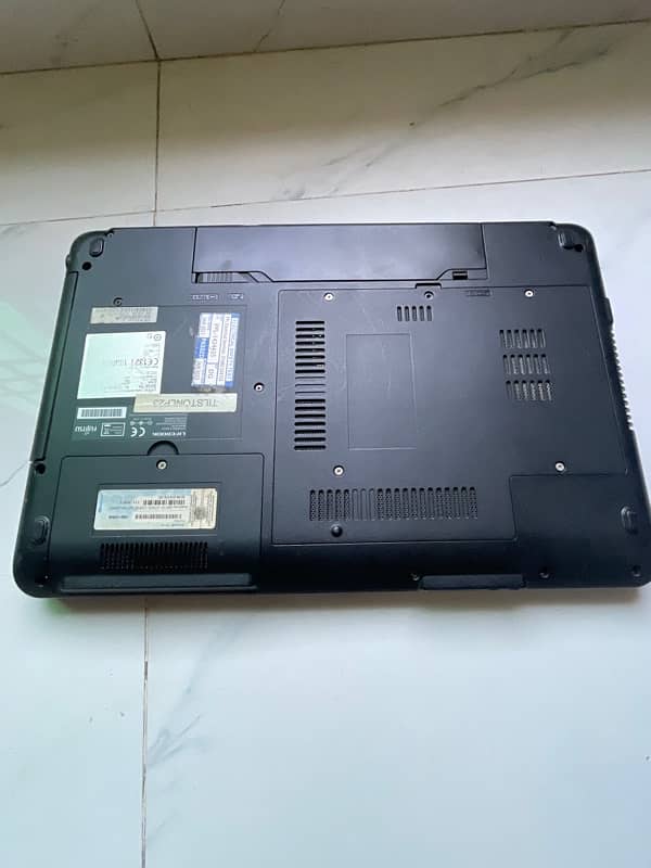 Fujitsu Laptop 2