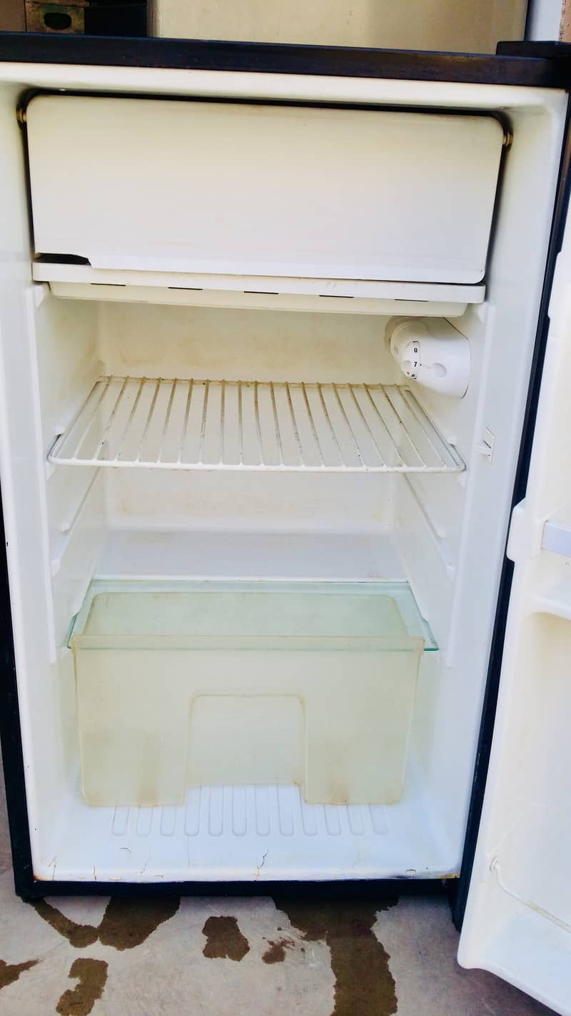 PANATRON Room Fridge, Made In Japan, Like A Brand New, Guaranteed 7