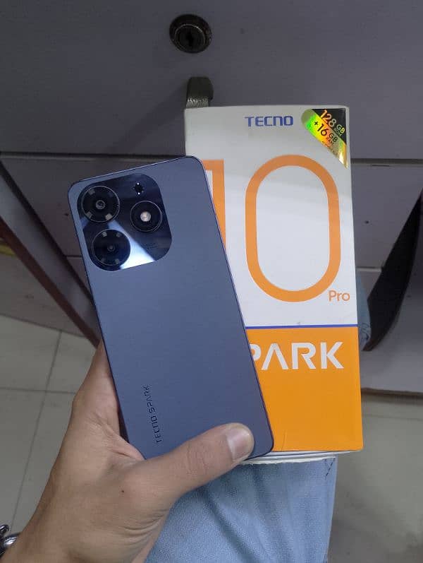 Tecno Spark 10 pro 8+8/128 gb with complete box 0