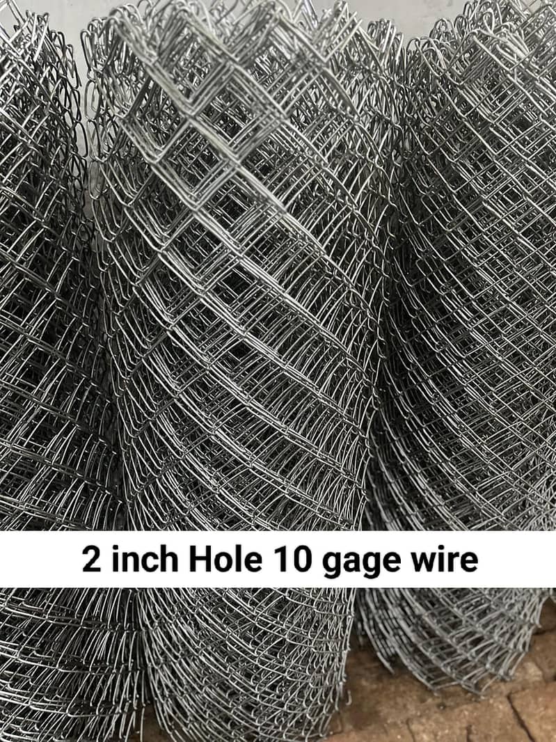 Razor wire Barbed wire Mesh Security jali / pipe Chain link Fence 12