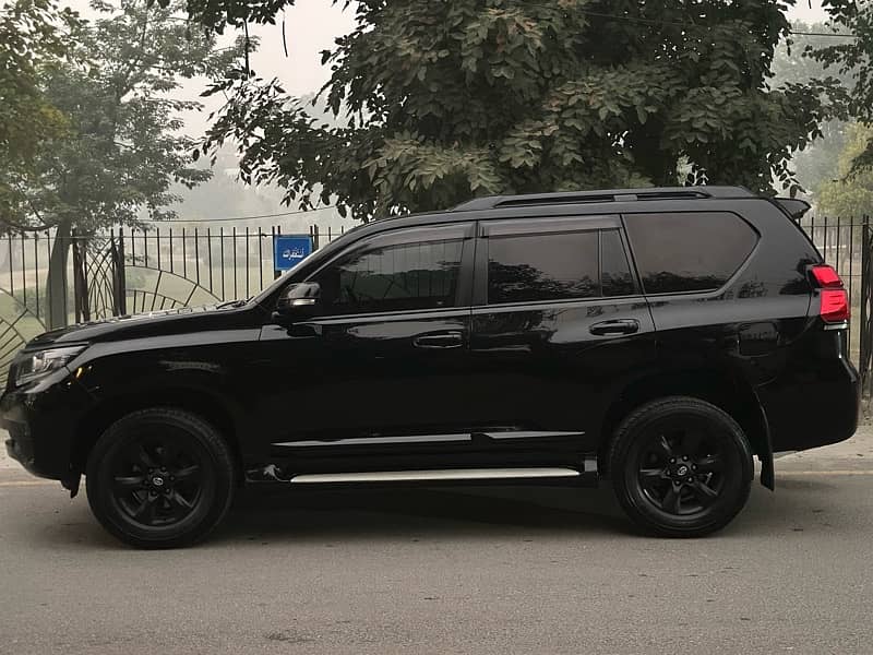 Toyota Prado 2011 tx seven seater 3