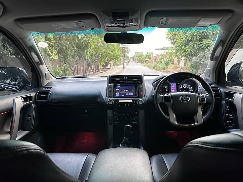 Toyota Prado 2011 tx seven seater 7